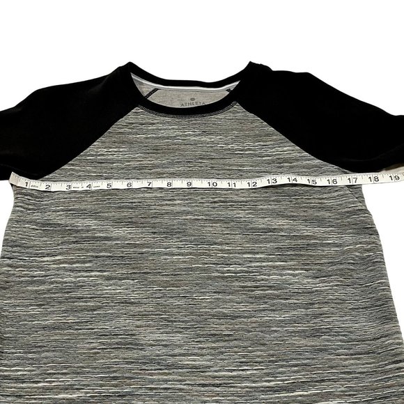 Athleta Snowscape Quilted Pullover Shirt Black and Gray Size XS - Picture 6 of 7